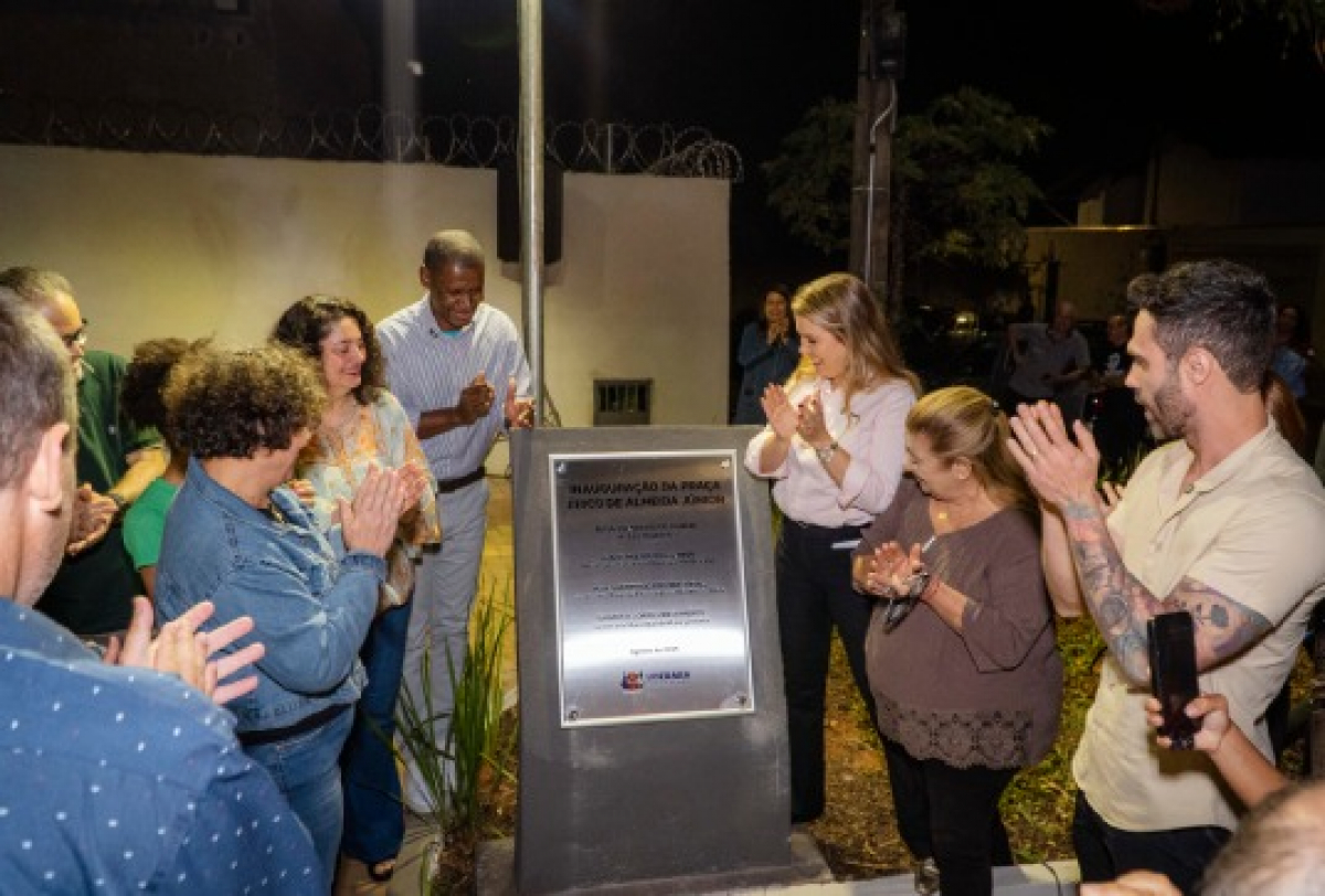 Inauguração da Praça Érico de Almeida Júnior.