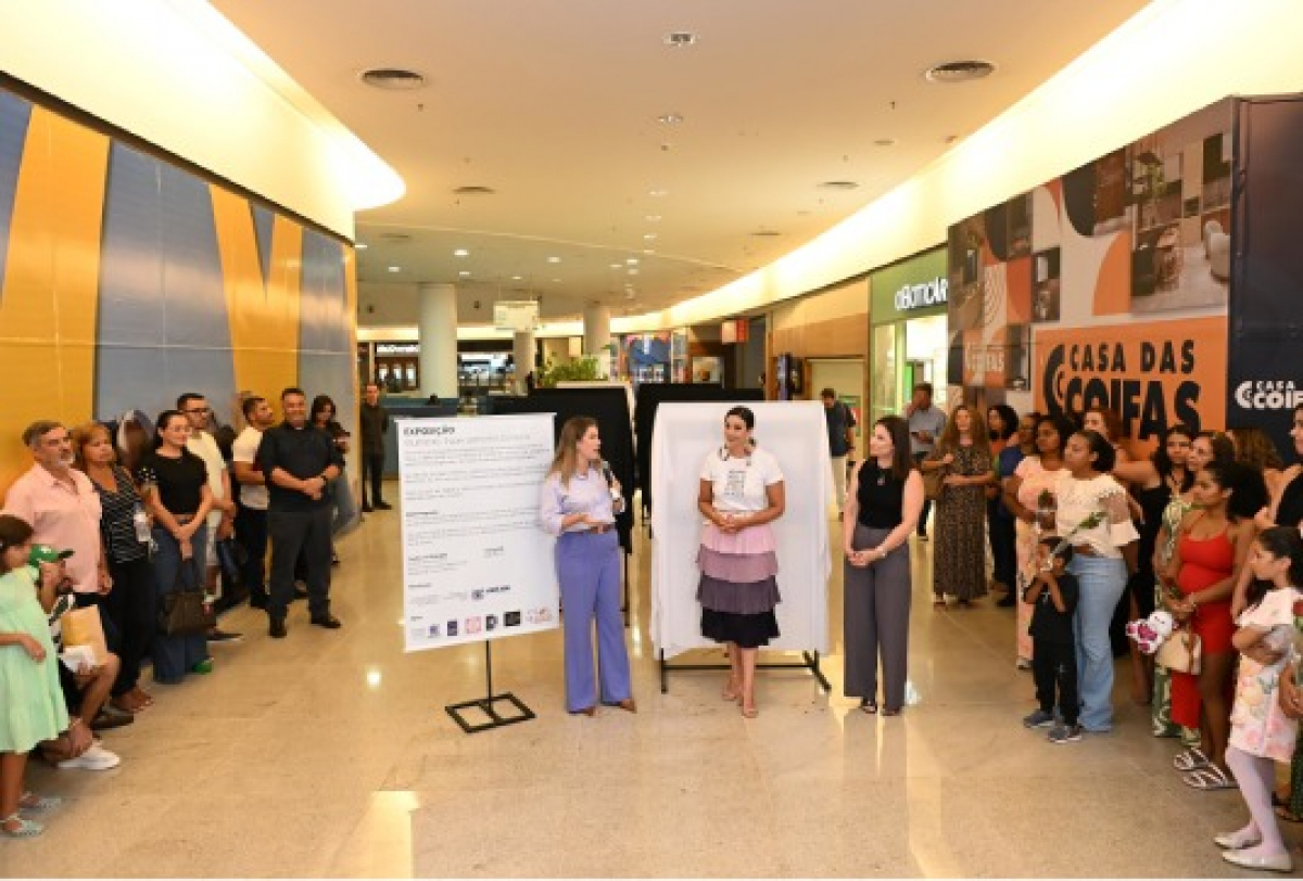 A exposição Mulheres Especialmente Comuns celebra as histórias inspiradoras e resilientes de mulheres comuns que fazem a diferença em suas comunidades.