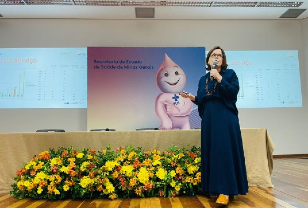 Apresentação da Secretaria de Saúde de Minas Gerais destaca dados sobre o Teste do Pezinho e ações do SUS.